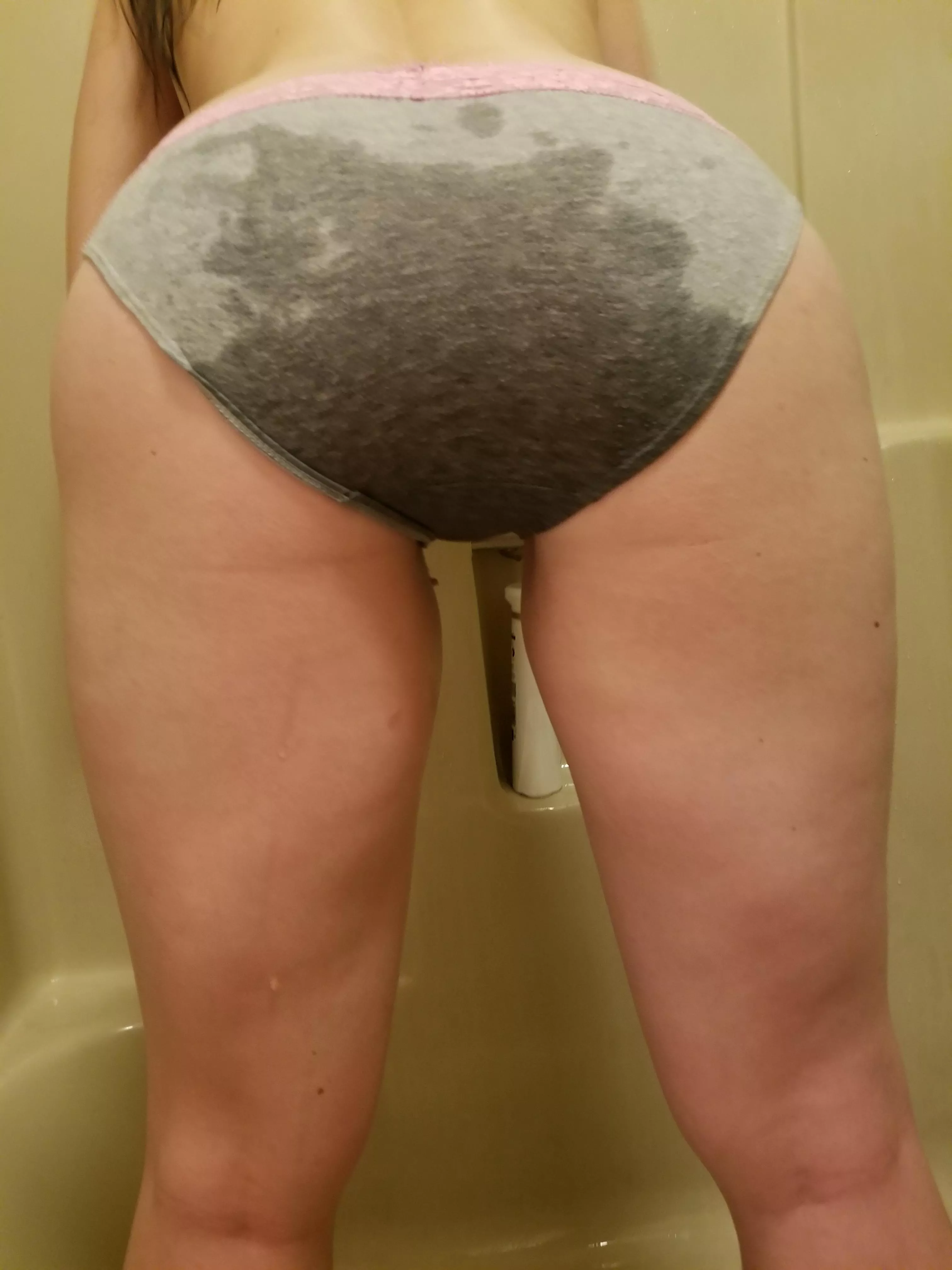 Wife pissing her panties for a custom video last night! If your interested in your own video kik pantycouple92 or DM other wise enjoy!