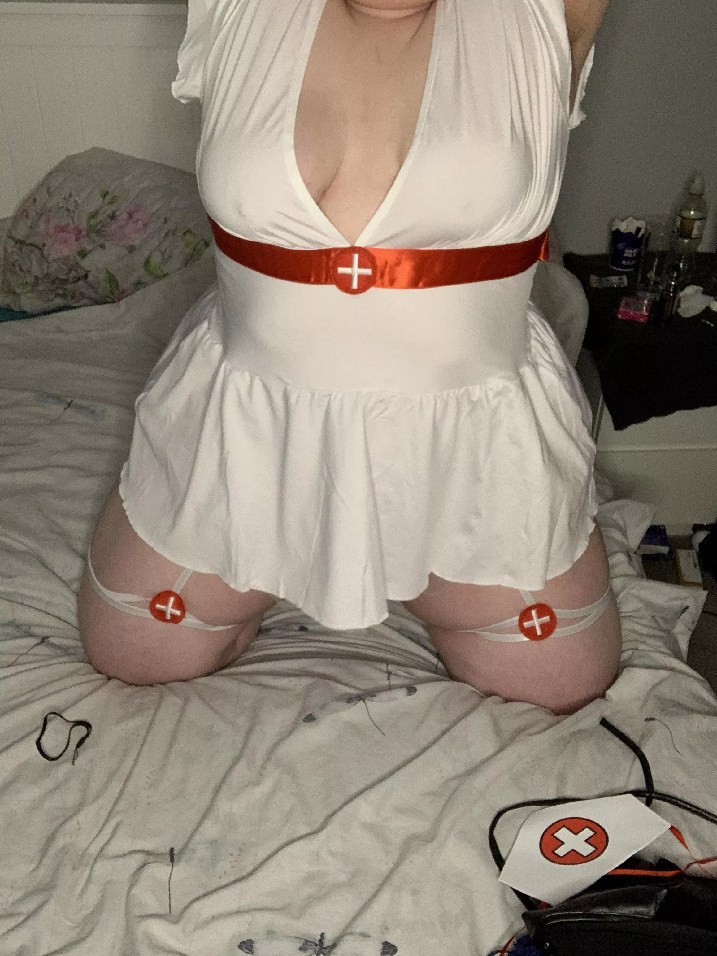 Will you let me be your nurse?😈😘