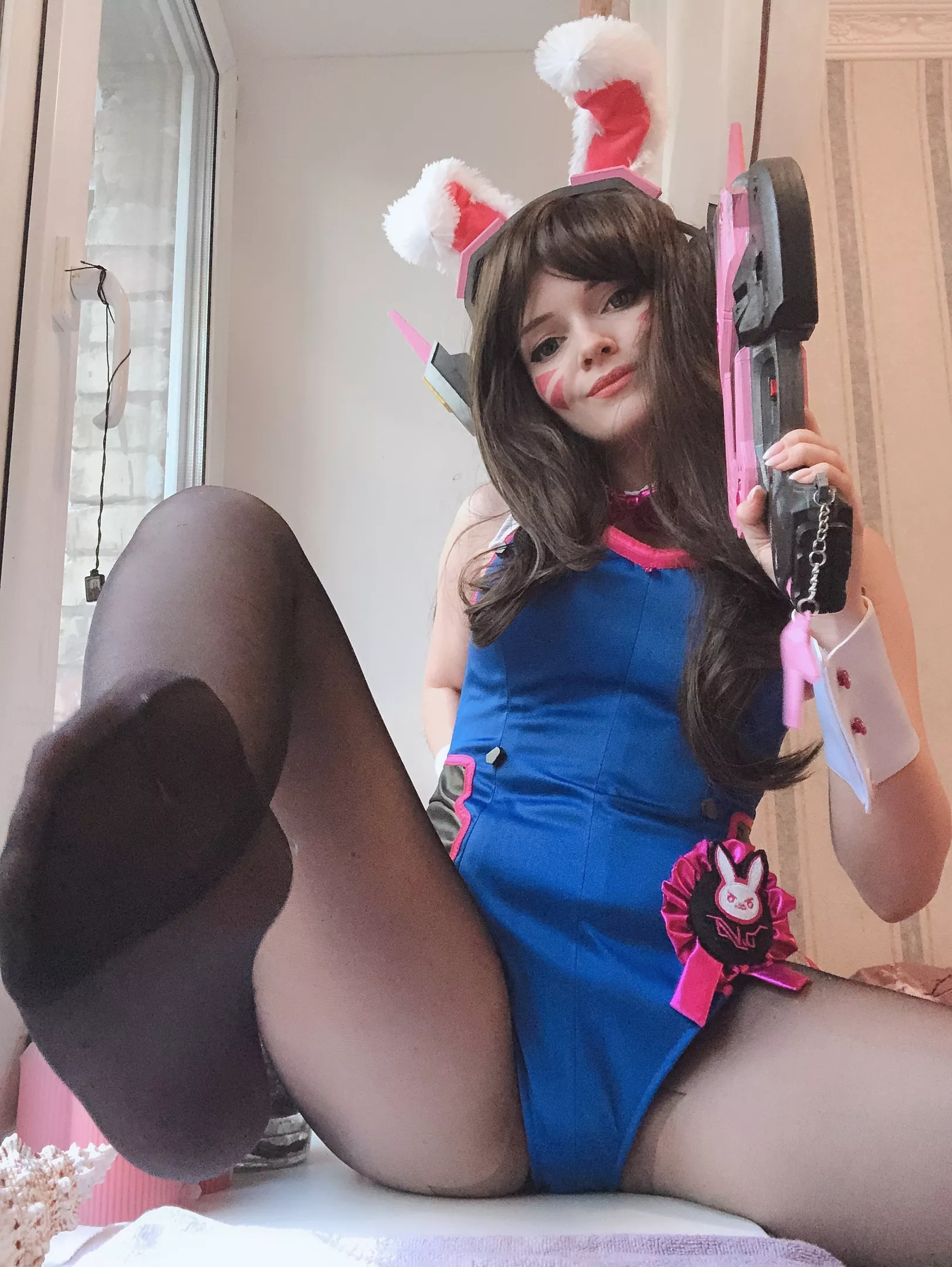 Will you play with this naughty bunbun? She wants to play with you!