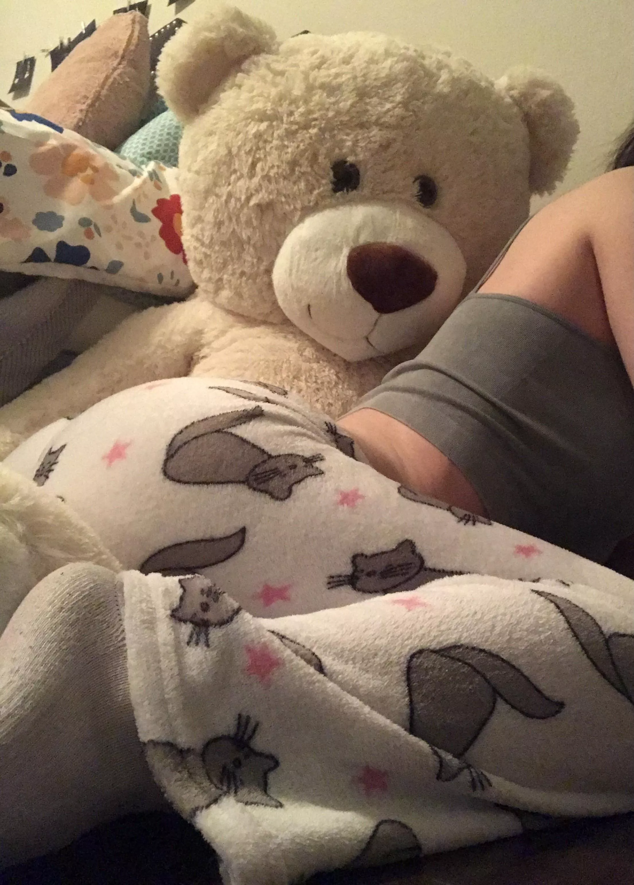 Wish this teddy bear was you instead 😅