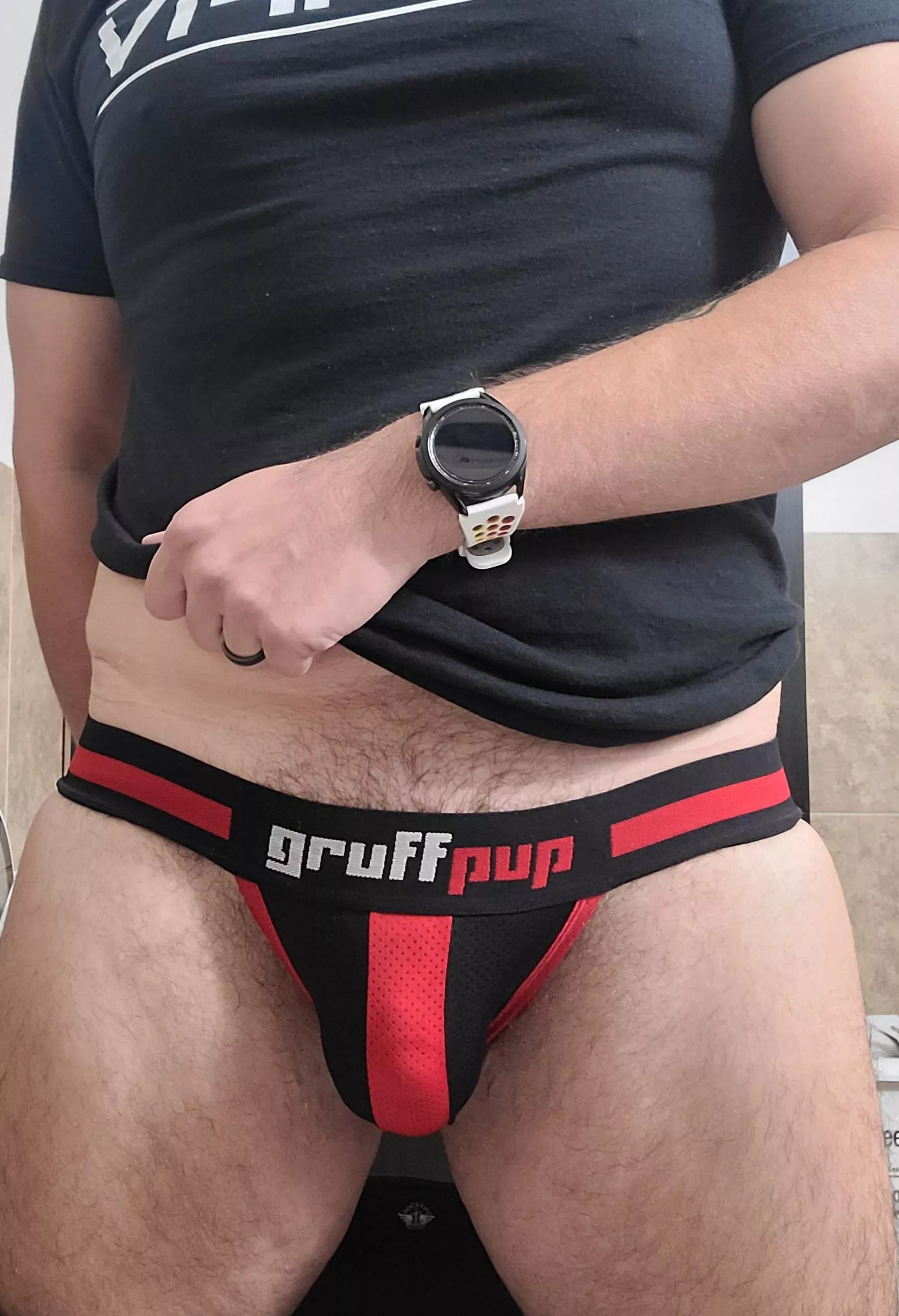 Woof! Love my GruffPup Jock!