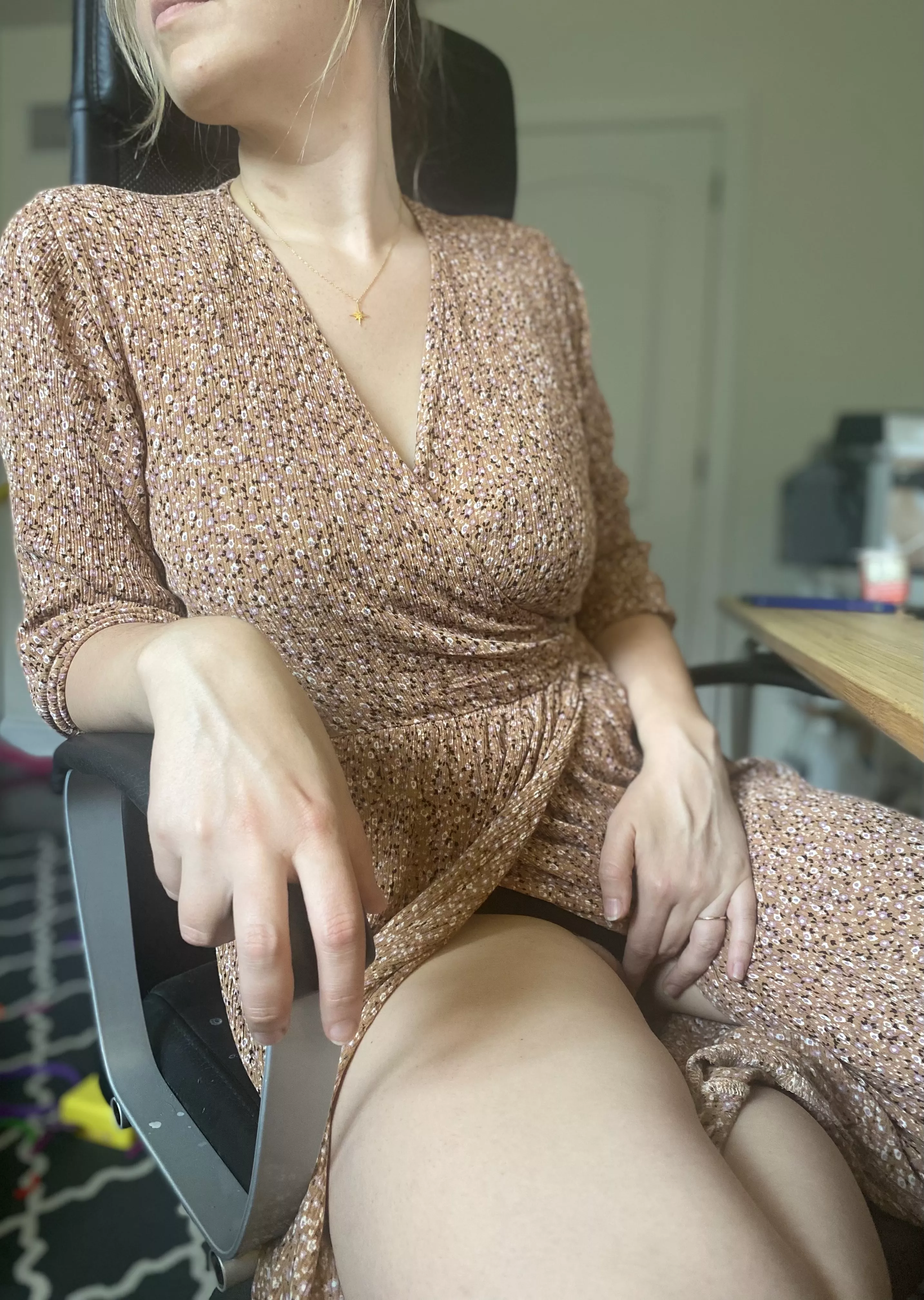 Working from home MILF is getting very naughty