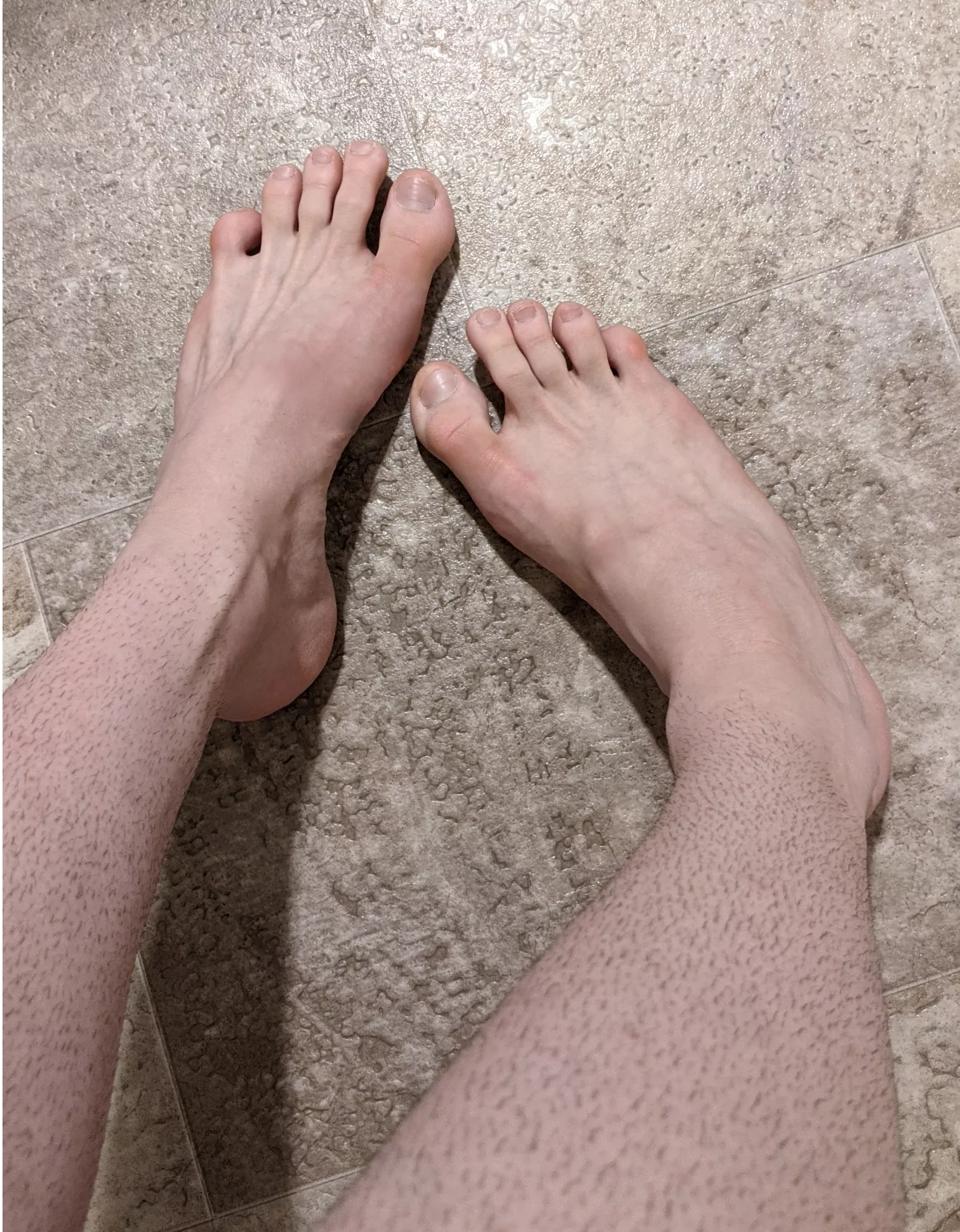 Worship my Big, Masculine, German feet 😘