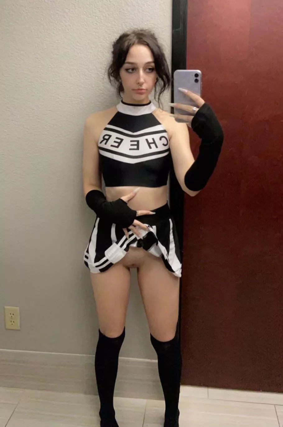 would u fuck a 19 year old cheerleader?