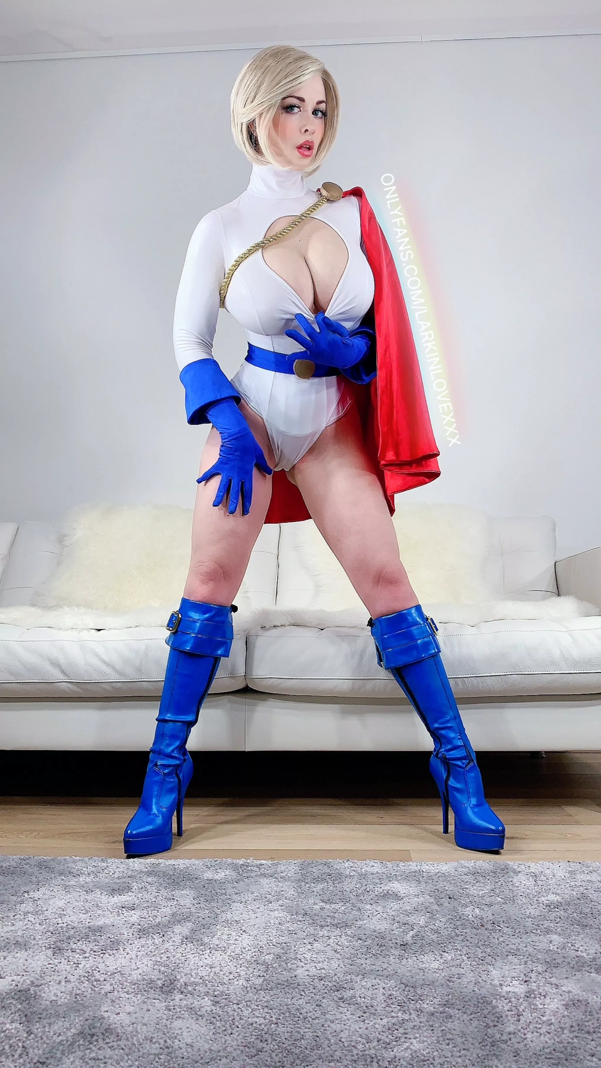 Would you bang Power Girl? 😈 [OC]