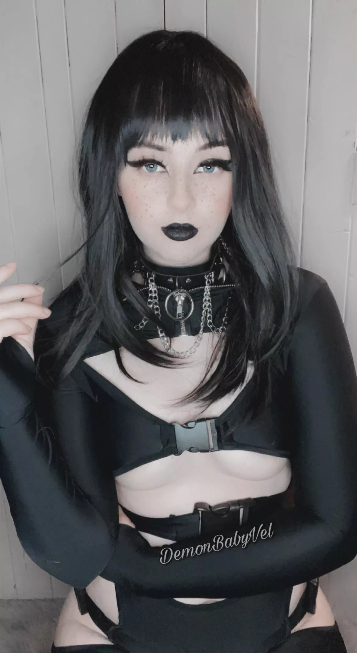 Would you fuck a goth teen?