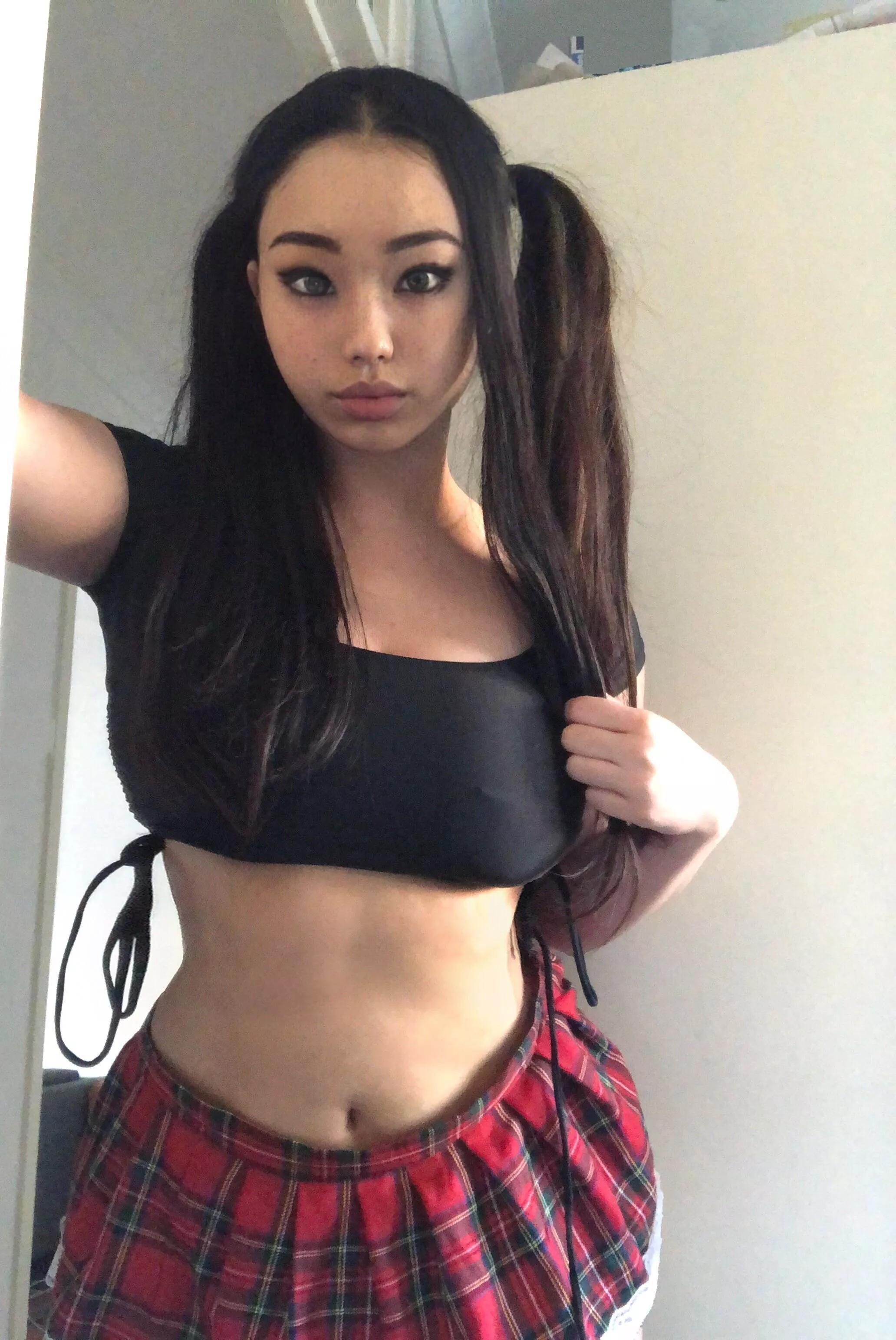 Would you fuck an asian college teen?🥺