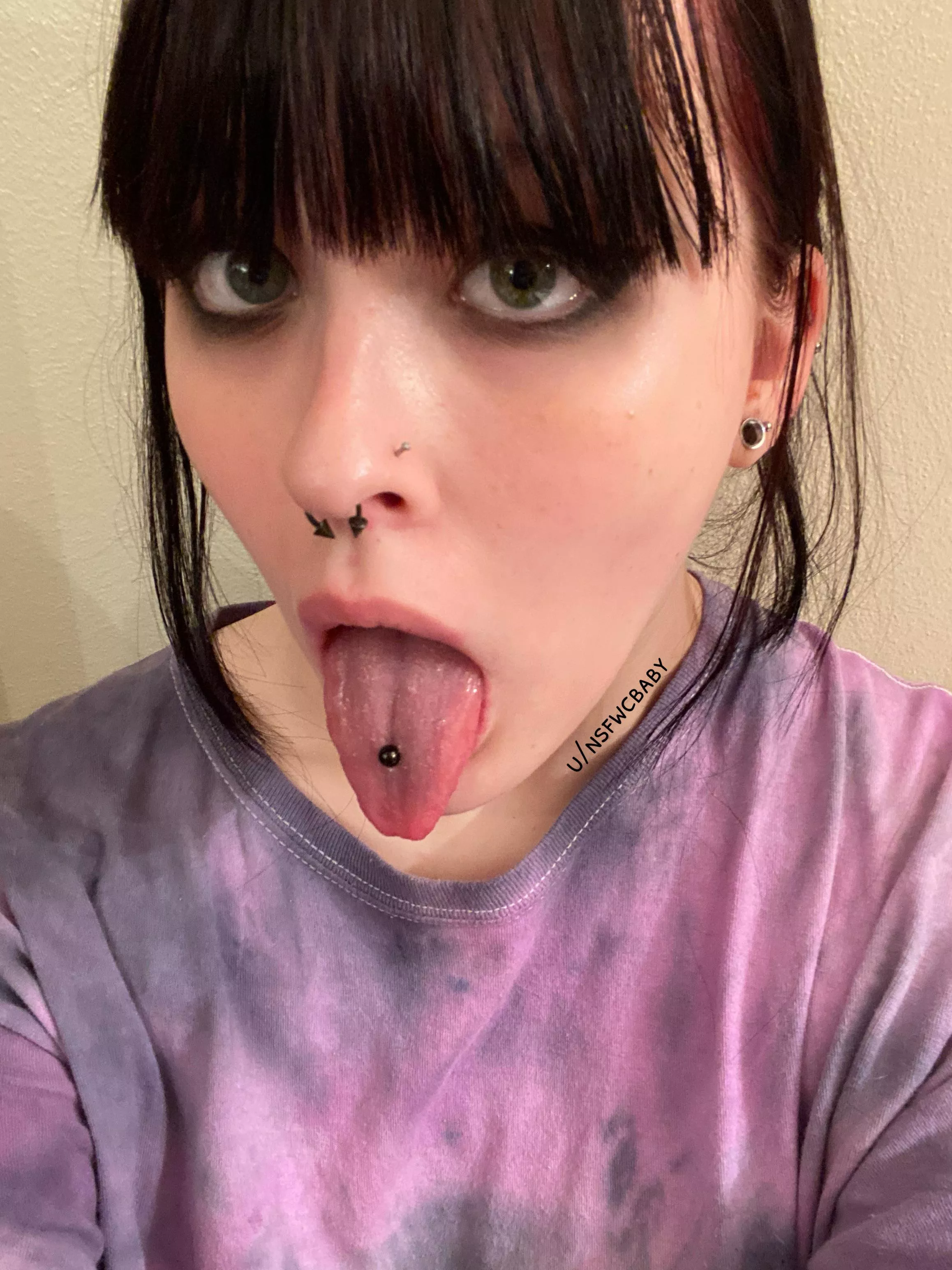 Would you give your cum to a goth girl?