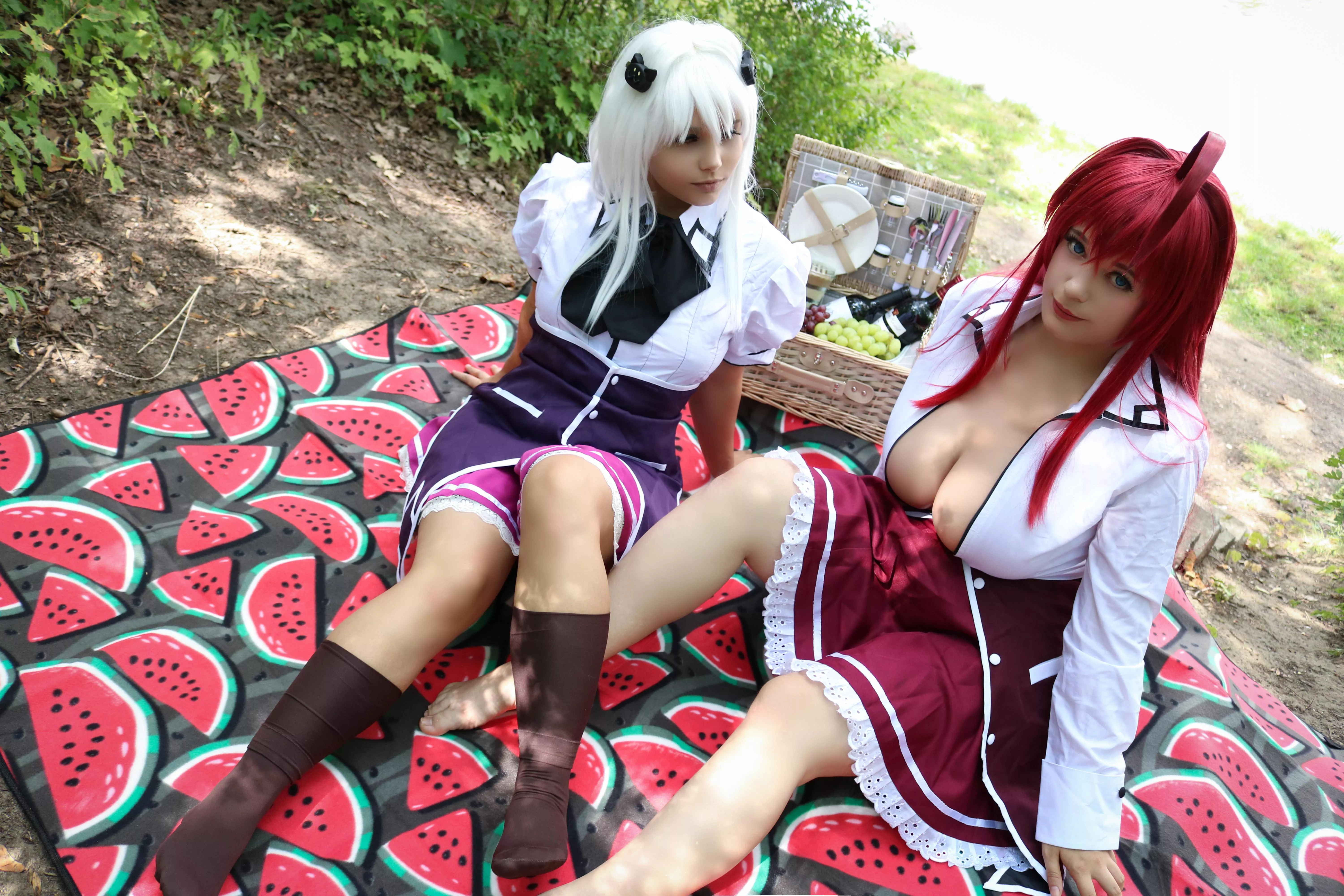 Would you go on a date with Koneko and Rias? (By Gunaretta and Lysande)