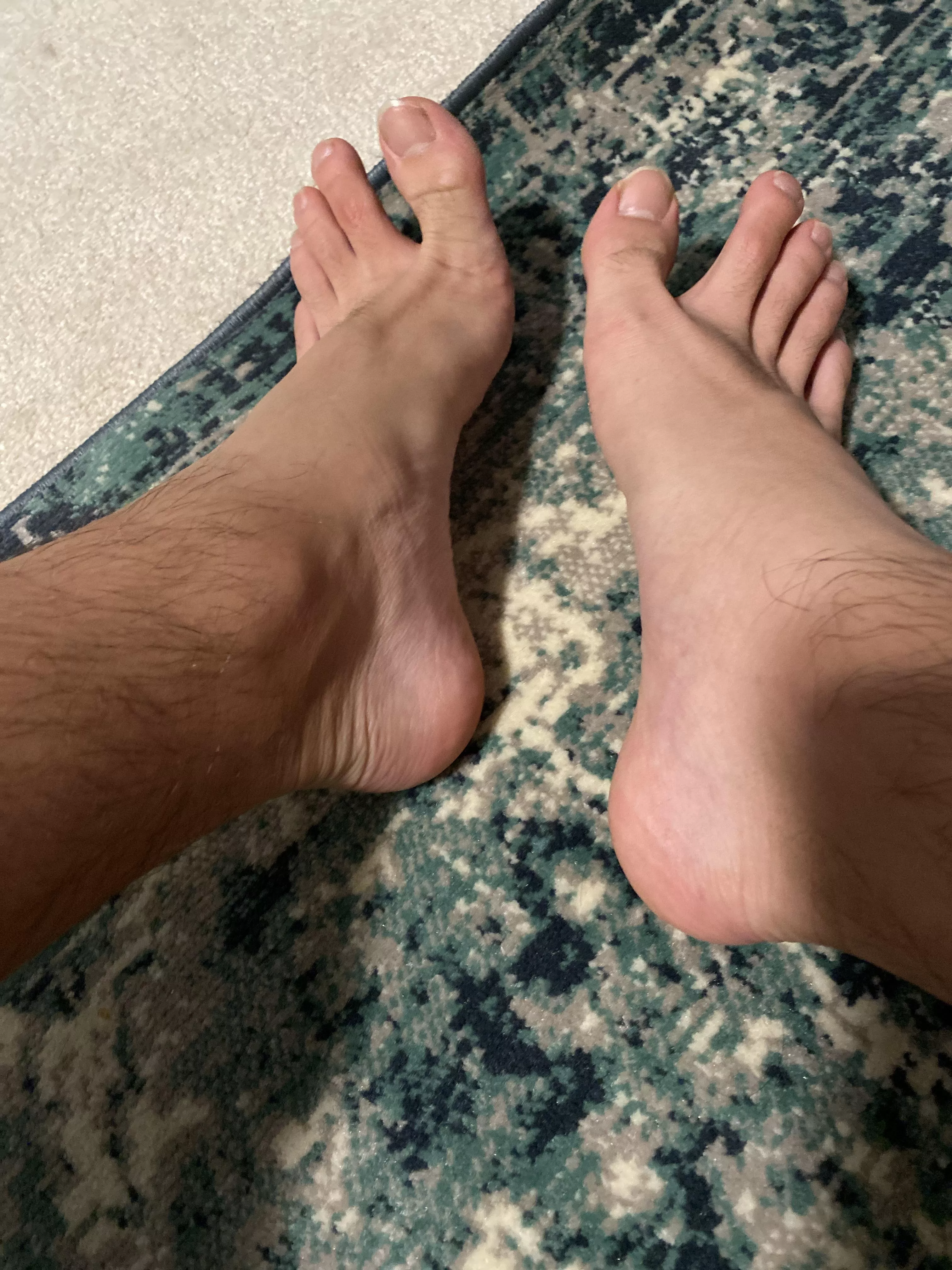 Would you jerk to my post-run feet?