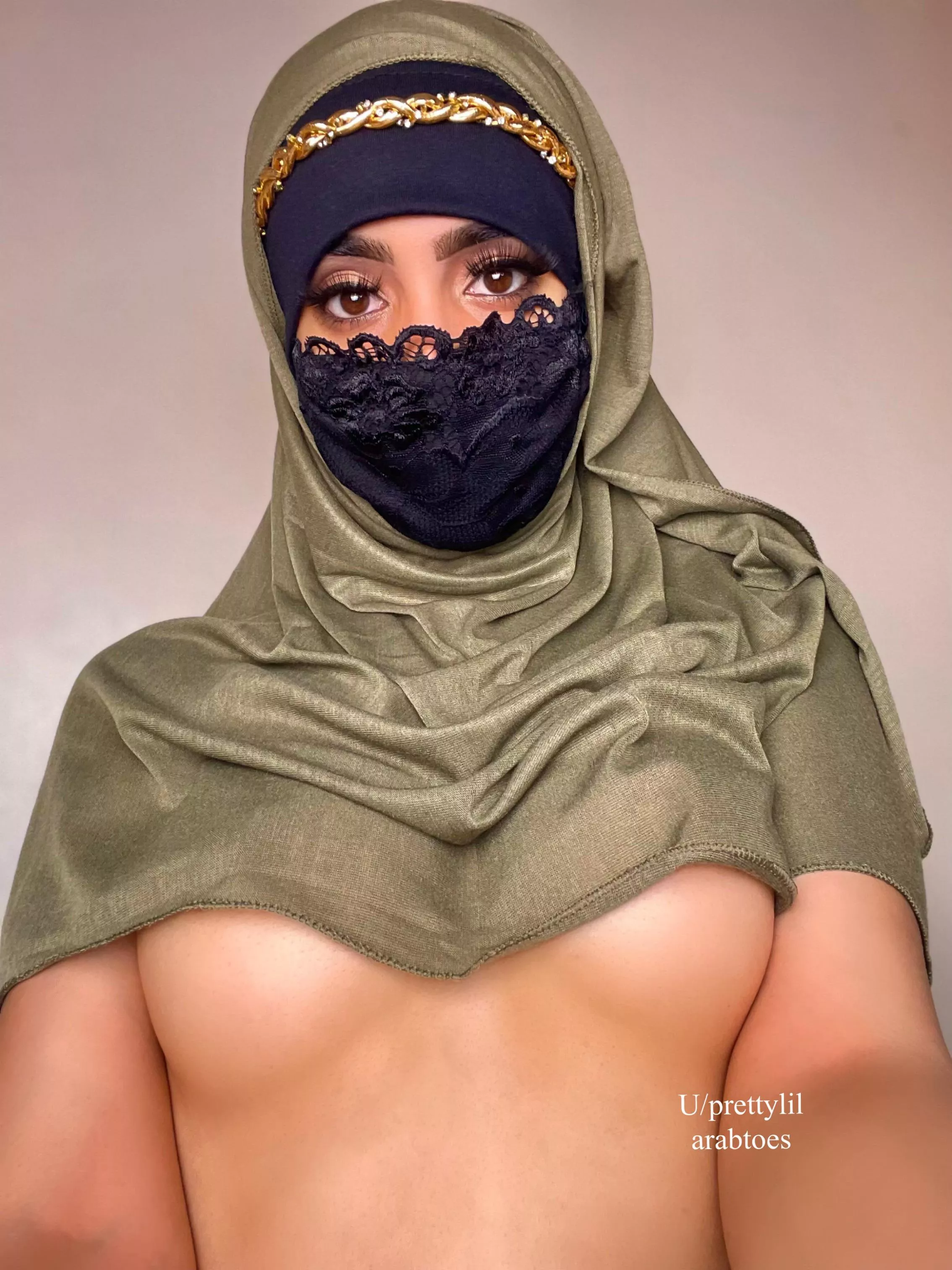 Would you let a Muslim girl suck your boner?