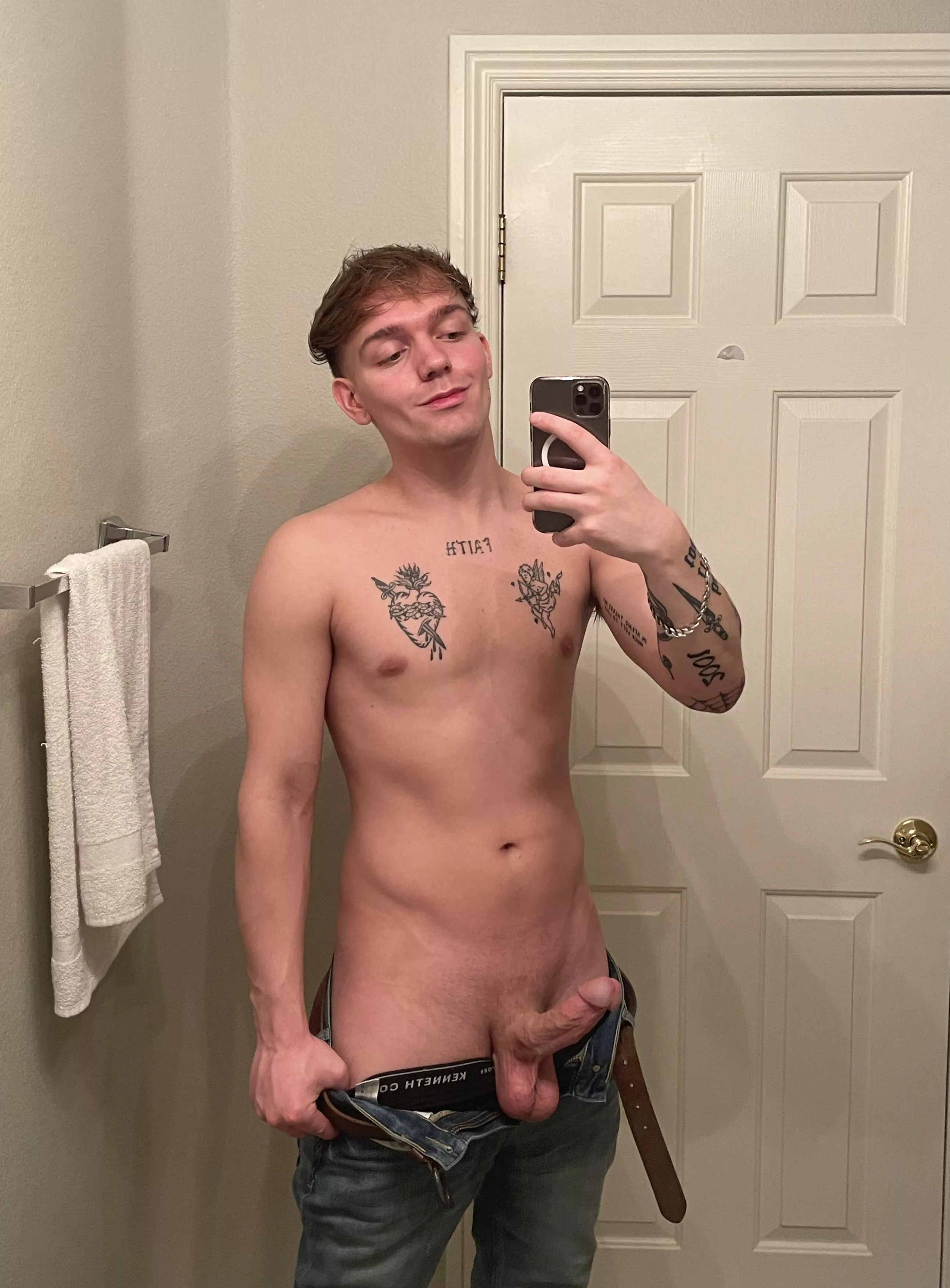 Would you let me fuck you in the bathroom while your parents are home?? 👀