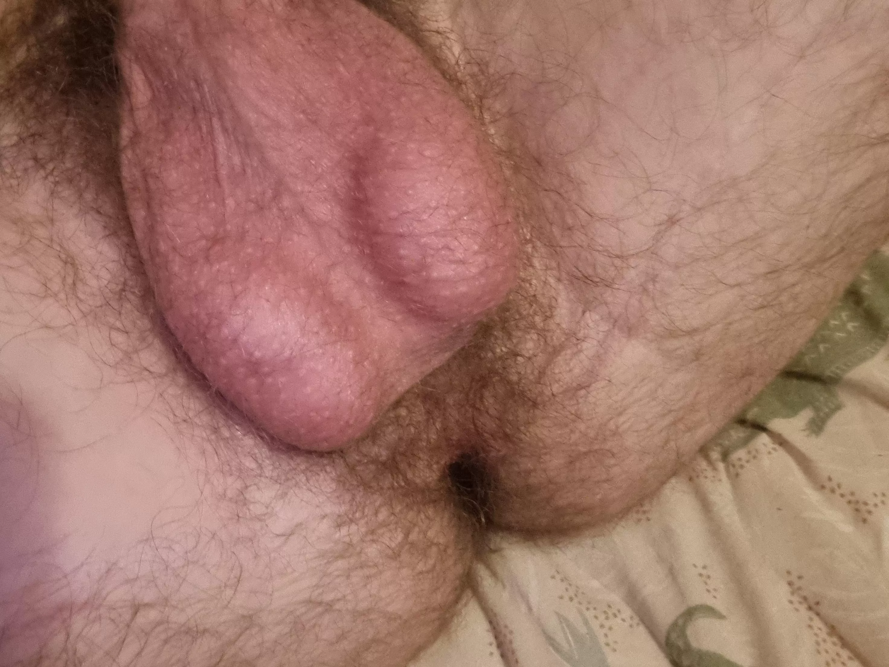 Y'all like furry holes here?