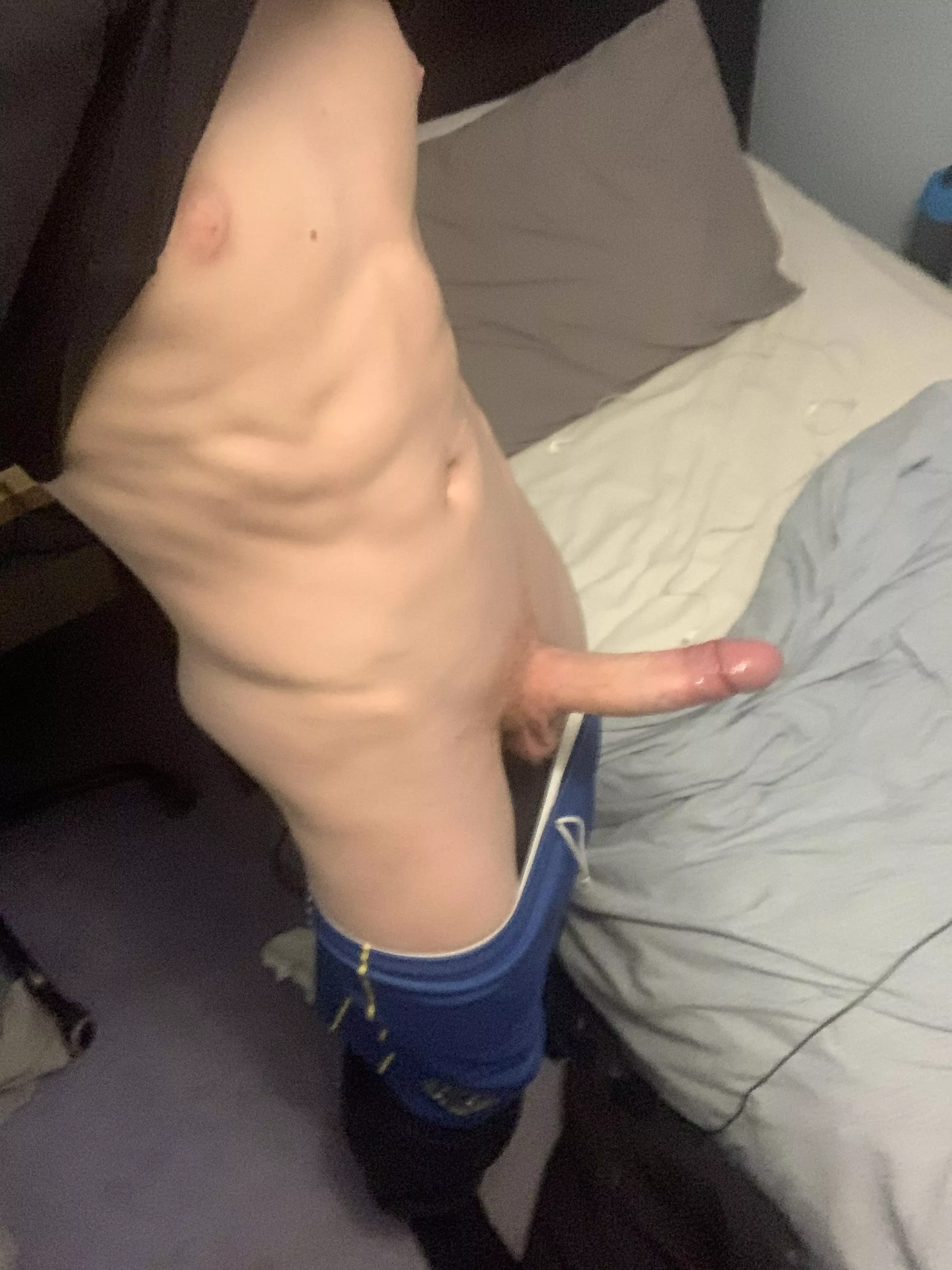 You guys like hung twinks?ðŸ˜‹