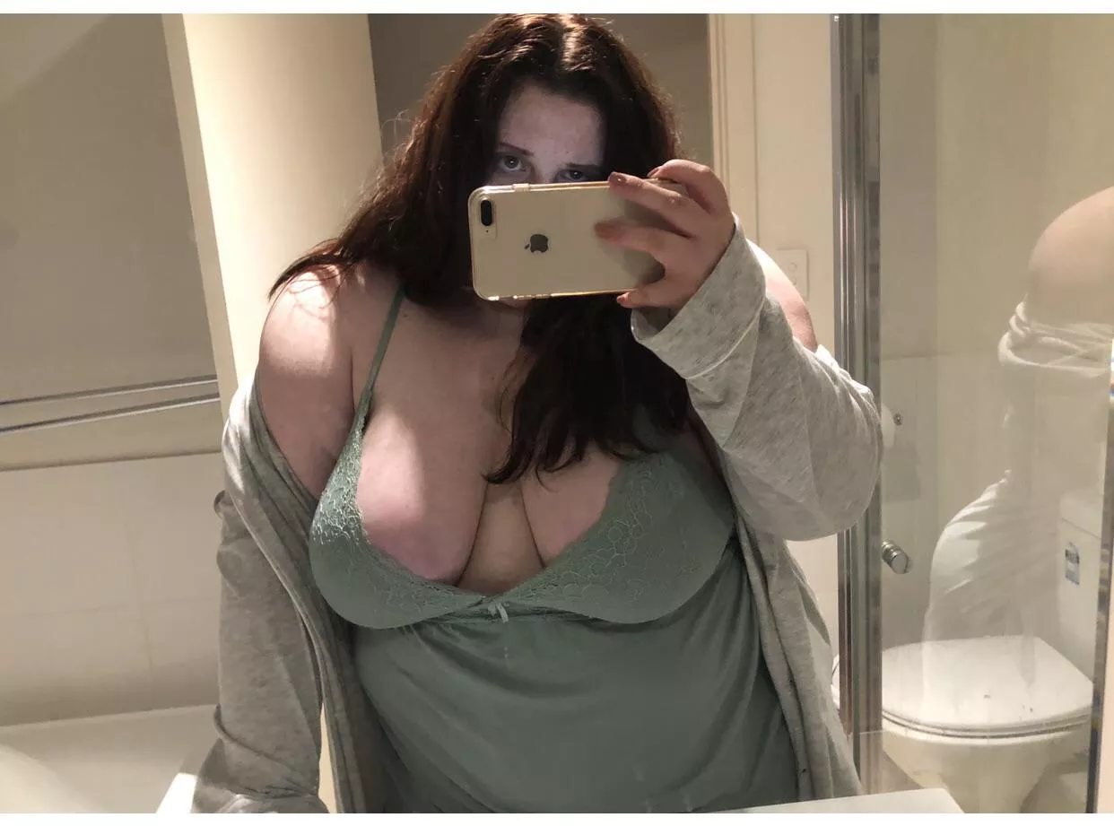 You need to add me! Ssbbw 330 pounds