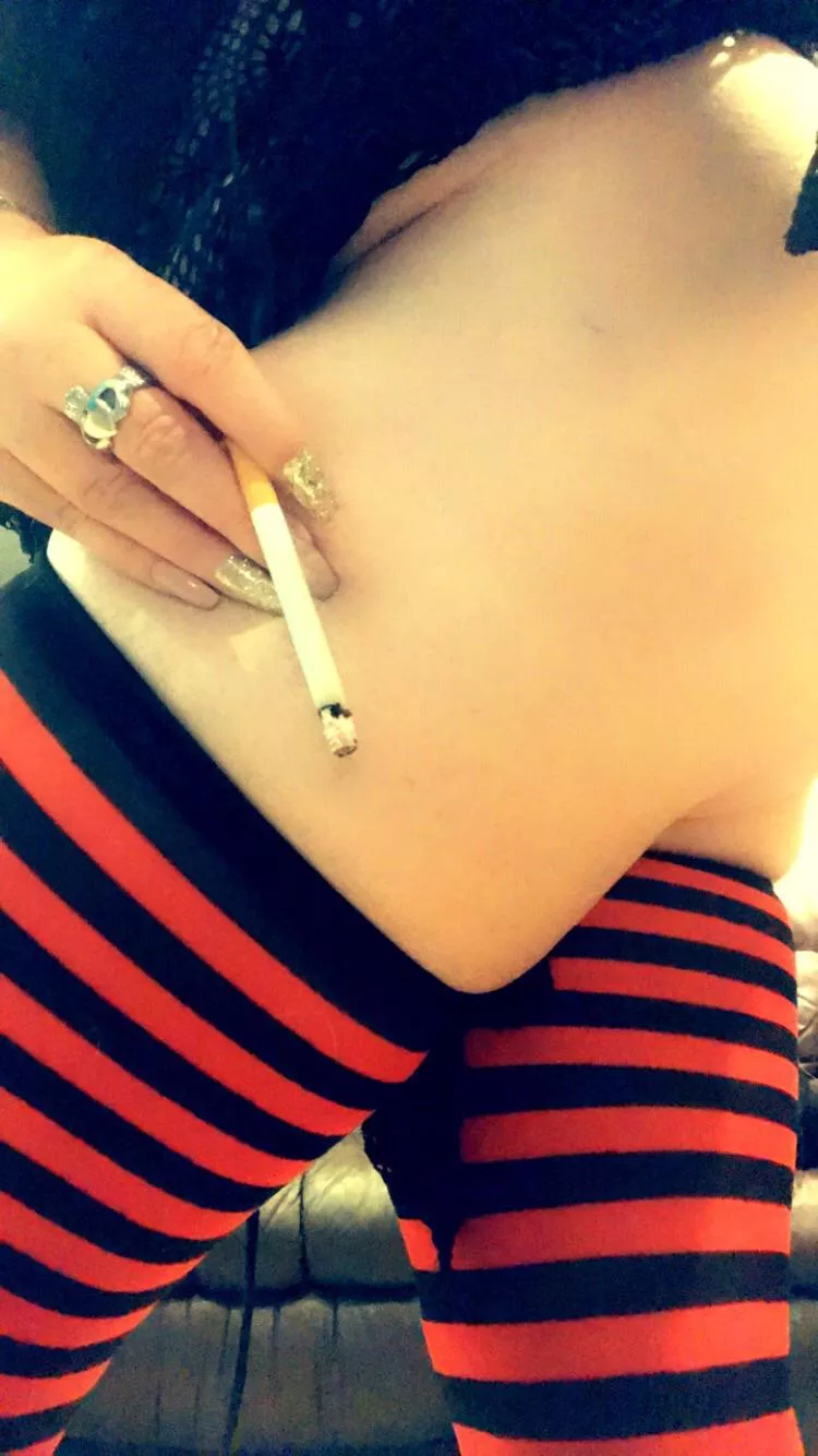 ❤️🖤 Your typical Milf next door. Cum say hello. Info below. ❤️🖤