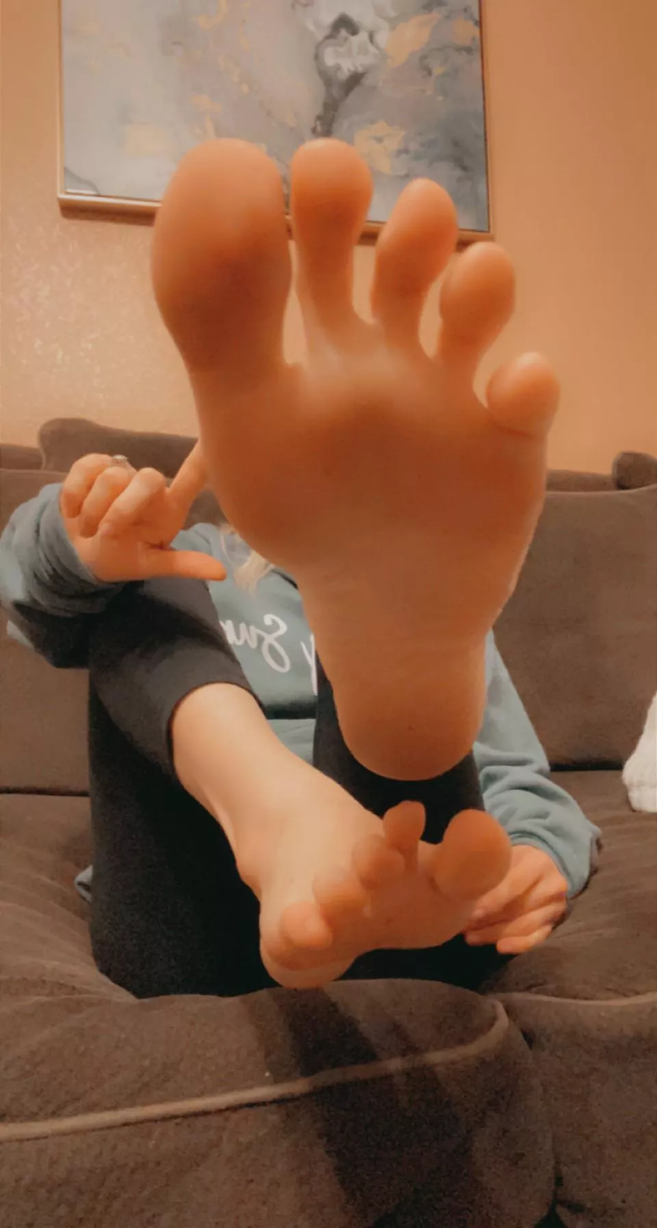 Youâ€™re a simp for my soles [Domme]