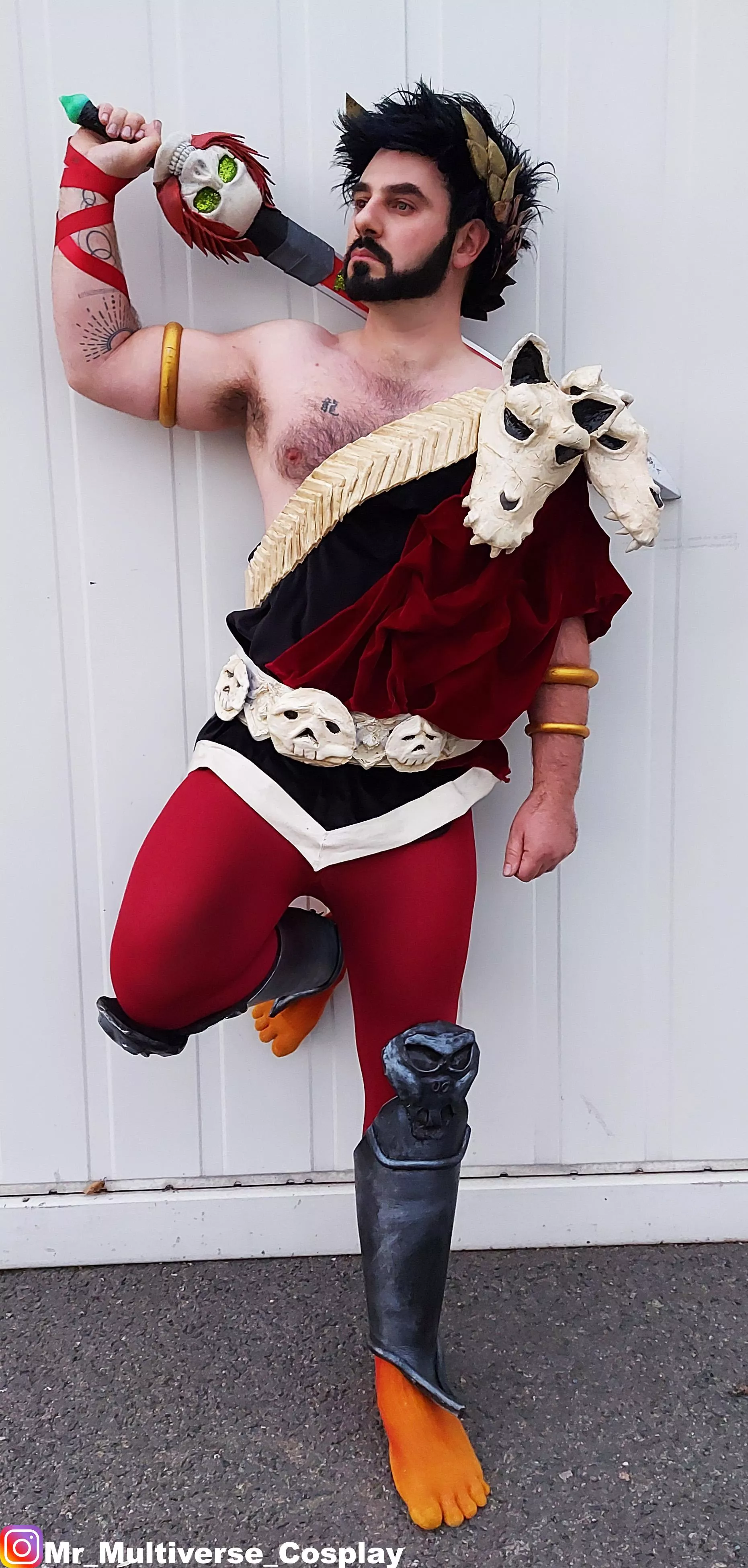 Zagreus cosplay complete. I wore it to London Comic con this weekend. Such an amazing time. :D