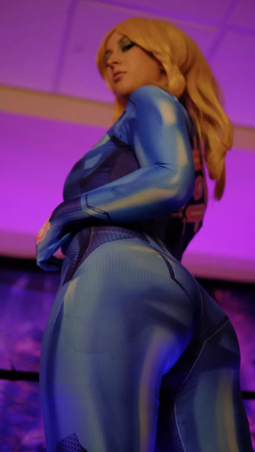 Zero Suit Samus Cosplay by SkylineStars