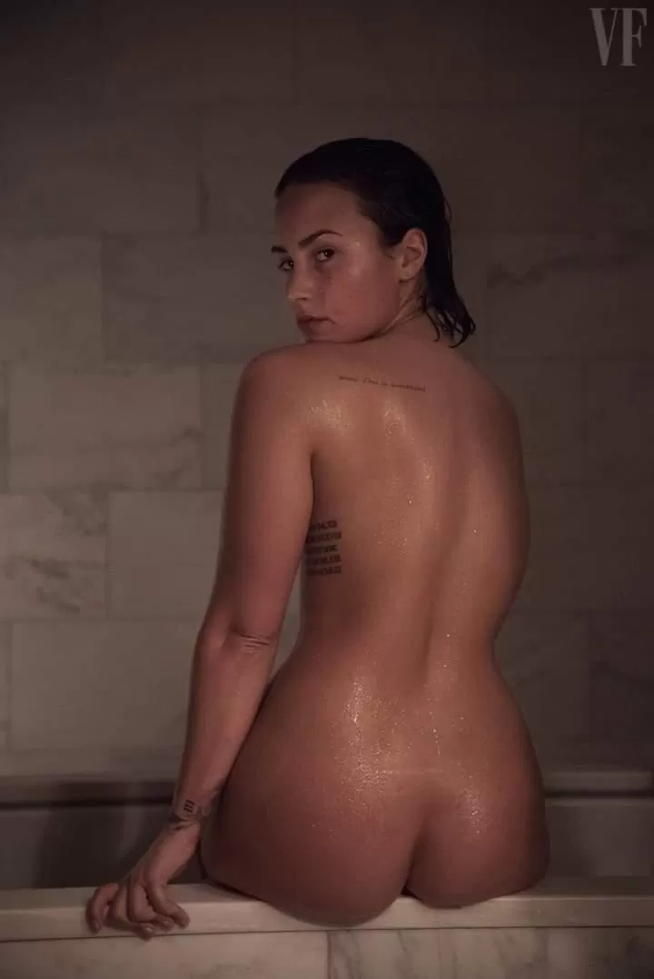 Demi Lovato 🔥